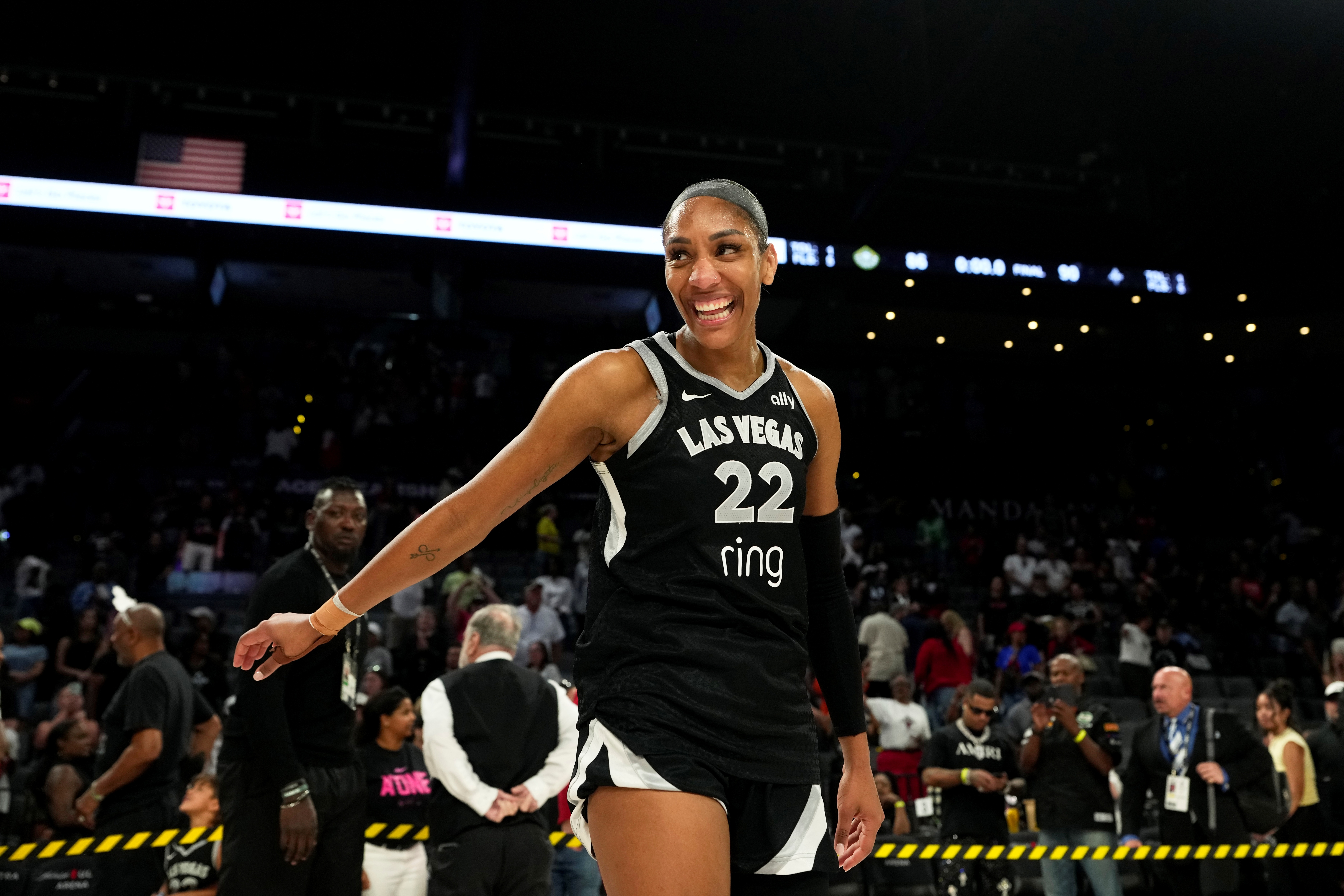 月初惨败53分的领头羊强势反弹九连胜！阿贾19分13助助球队跃居第三