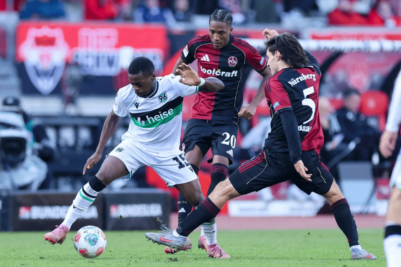 开云体育官网-TZ：拜仁考虑回购后腰阿塞科替格雷茨卡，他被称作身体怪兽