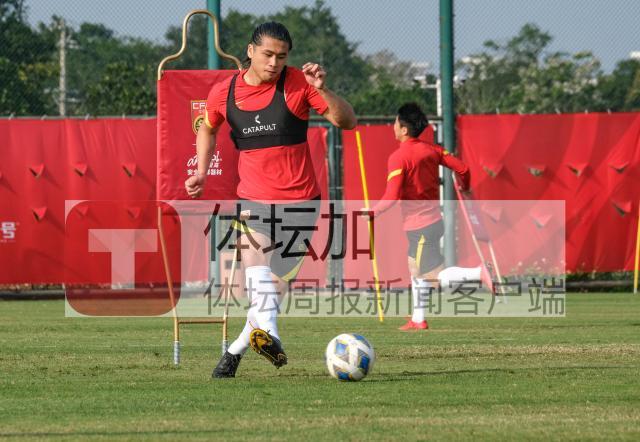 开云体育下载-​二番战国足5球大胜亚泰 教练组满意国脚精神面貌